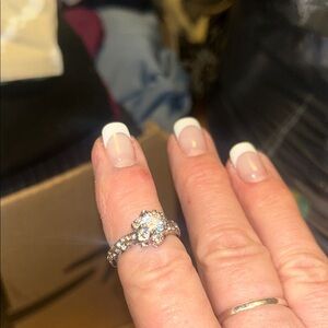 Dazzling Silver Women's Ring with Crystal Accents